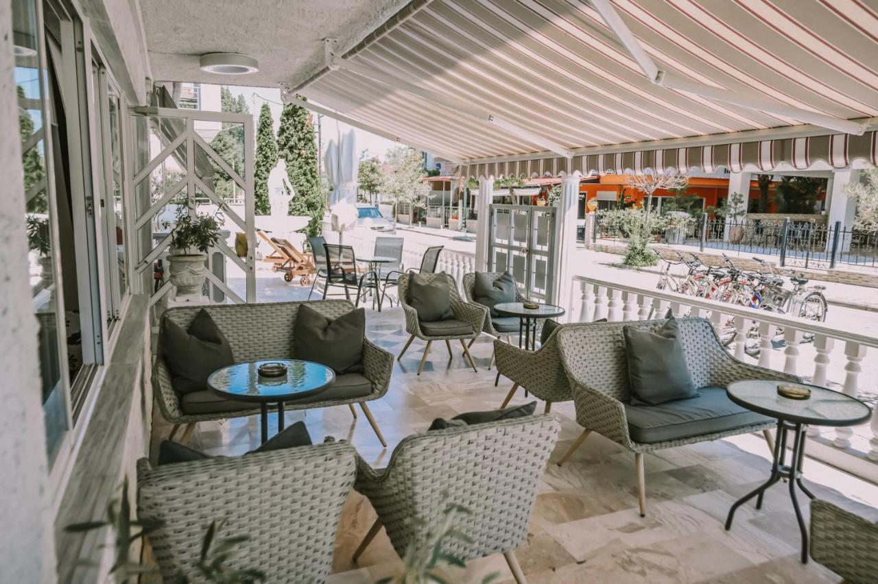 Hotel Kostas Olympiakí Aktí Ngoại thất bức ảnh