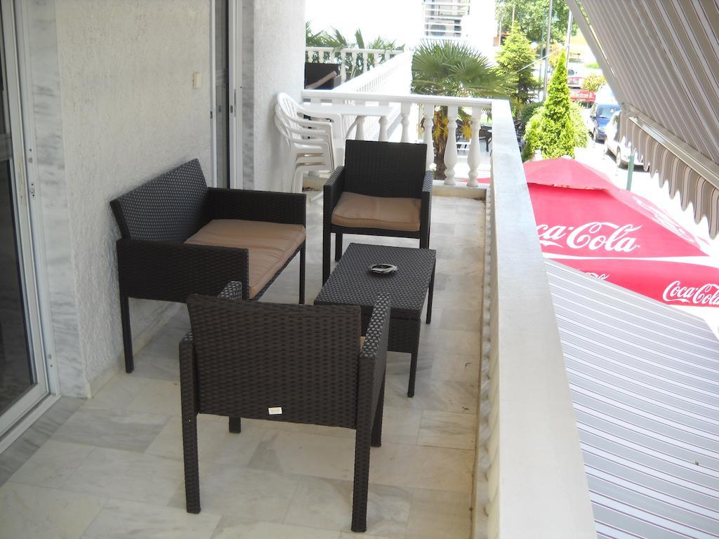 Hotel Kostas Olympiakí Aktí Ngoại thất bức ảnh